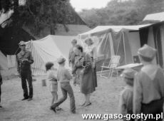 8830.Wspolny oboz w Brzedni harcerzy Hufca Gostyn i druzyny siatkarskiej juniorow MZKS Kania (1985 r.).JPG