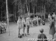 8831.Wspolny oboz w Brzedni harcerzy Hufca Gostyn i druzyny siatkarskiej juniorow MZKS Kania (1985 r.).JPG