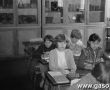 895.Uczniowe Szkoly Podstawowej nr 1 w Gostyniu (1983 r.)
