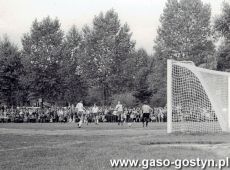 905.Stadion w Gostyniu, mecz o Puchar Polski w Pilce Noznej, MZKS Kania Gostyn-Zaglebie Sosnowiec 0-6 (18 sierpnia 1976 r.)