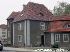 9082.Sad Rejonowy w Gostyniu na zdjeciu wykonanym w 1994 roku