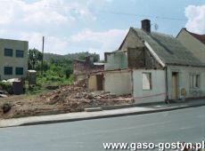 9112.Ulica Powstancow Wlkp. w Gostyniu na zdjeciu z lat 90. XX wieku