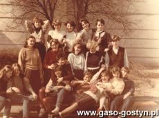 922.Klasa IV e - Liceum Ogolnoksztalcace w Gostyniu (1986 r.)