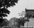 9243.Widok na budynek sadu od strony ulicy Dzierzynskiego (obecnie ks. Olejniczaka) w Gostyniu w 1987 roku.JPG