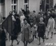 9270.Pochod 1-majowy w Gostyniu (ulica 1 maja, okres PRL-u)