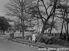 9341.Ulica Mostowa w Gostyniu (1984 r.).JPG