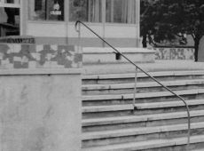 9343.Pierwszy sklep samoobslugowy w Gostyniu przy ulicy XV-lecia PL (obecnie ulica Wladyslawa Lokietka), koniec lat 80. XX wieku.JPG