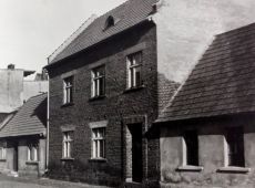 961. Dom przy Baderstrasse 2 (Lazienna) w Gostyniu (maj 1942 r.)