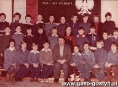 988.Klasa V d - Szkola Podstawowa nr 3 w Gostyniu (1982 r.)