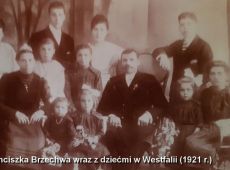 Jan i Franciszka Brzechwa wraz z dziecmi w Westfalii (1921 r.)